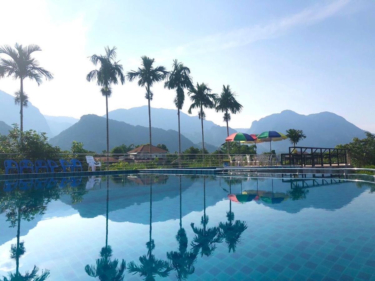 Oyo 416 Golden Nakara Resort Maesai Mae Sai Extérieur photo