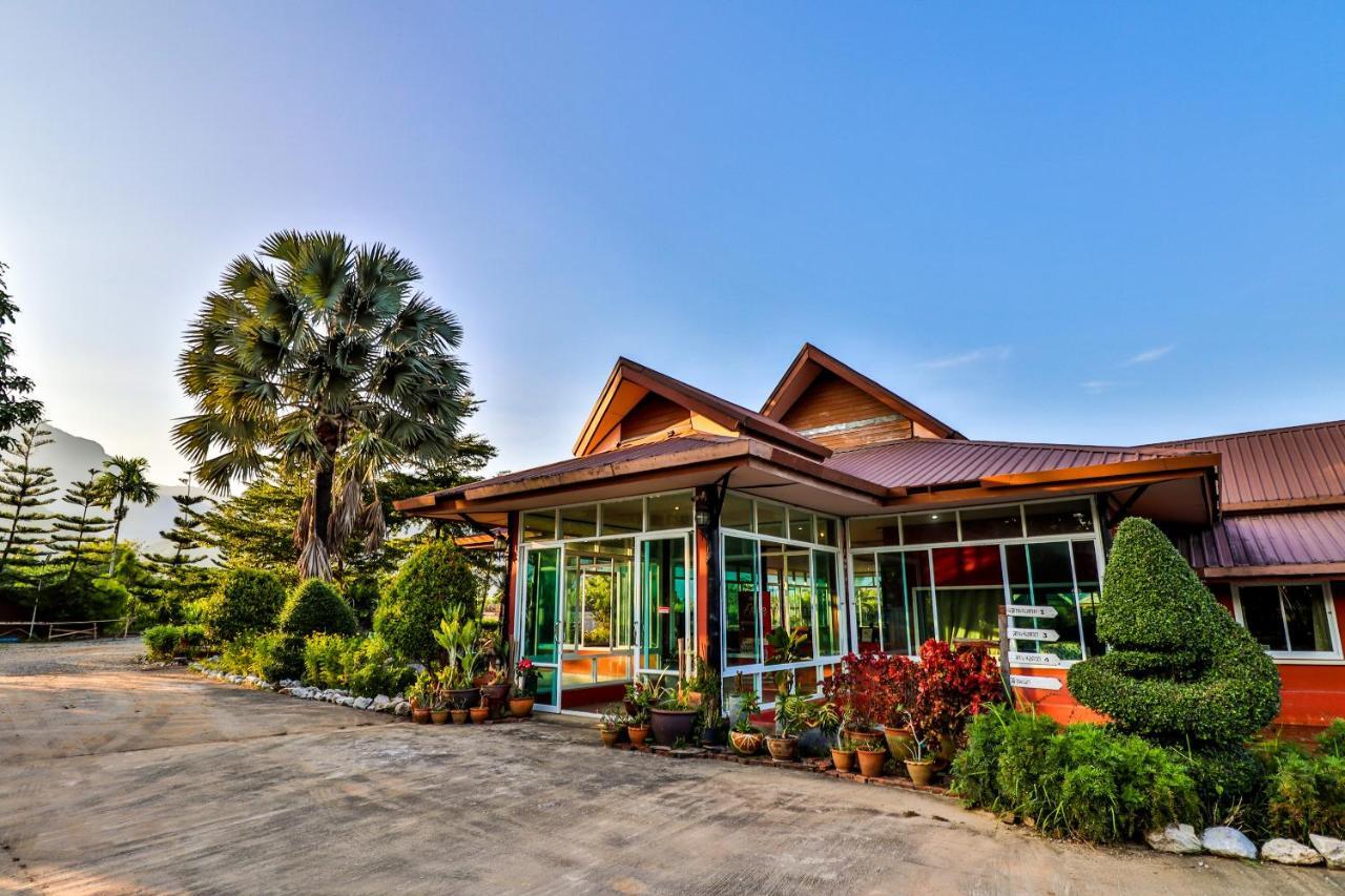 Oyo 416 Golden Nakara Resort Maesai Mae Sai Extérieur photo